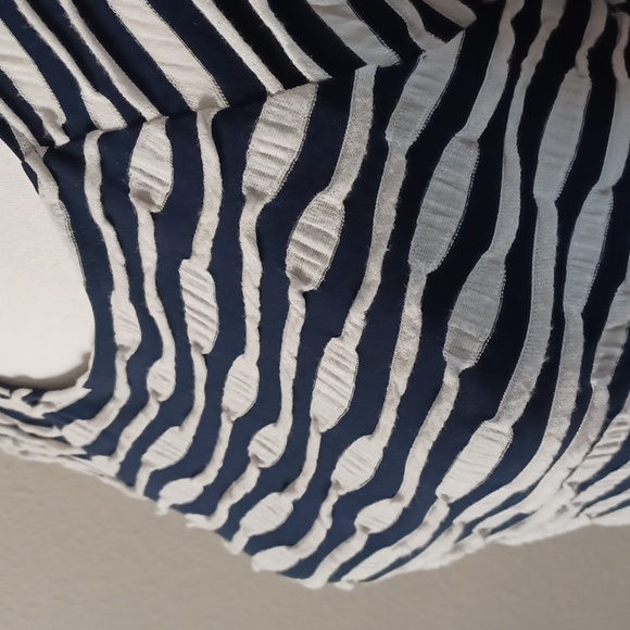 ECI NEW YORK Dress - Picture 6 of 14